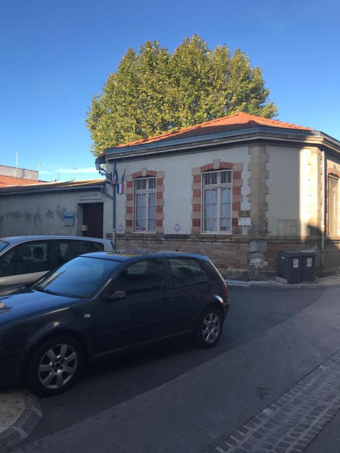 Appartement Avec Garage Centre Historique De Beziers Bagian luar foto